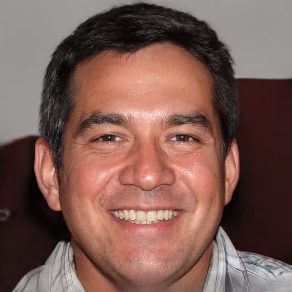 Carlos M. Propietario Taller Mecánico
